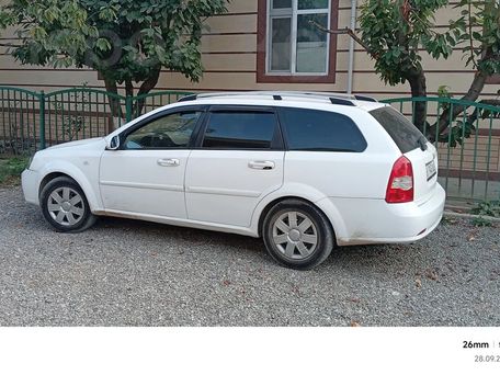 Chevrolet Lacetti, 2011 — 照片 1