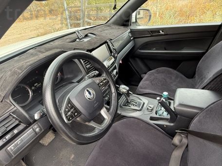 SsangYong Rexton, 2020 — photo 7