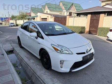 Toyota Prius, 2015 — фото 2