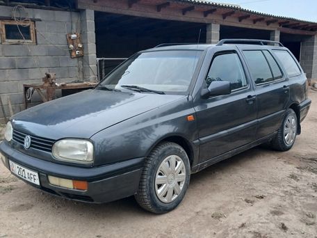 Volkswagen Golf, 1994