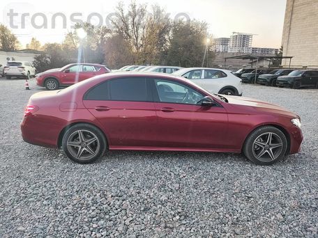 Mercedes-Benz E-Class, 2020 — photo 4