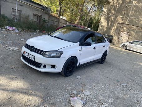 Volkswagen Polo, 2014 — 照片 1