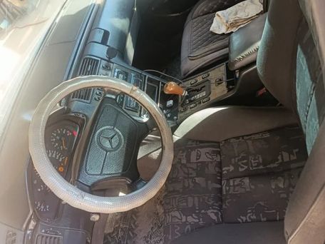 Mercedes-Benz E-Класс, 1996 — 照片 8