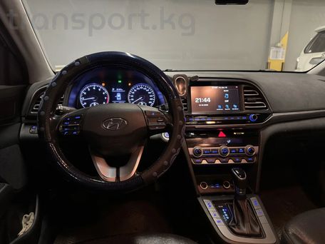 Hyundai Avante, 2019 — 照片 10