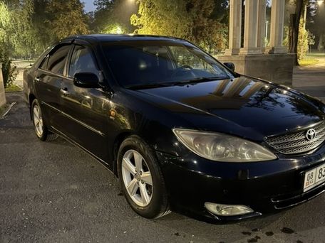 Toyota Camry, 2004 — photo 1