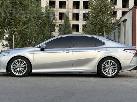 Toyota Camry, 2017 — фото 4