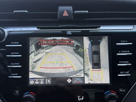 Toyota Camry, 2018 — 照片 9