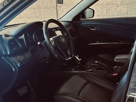 SsangYong Tivoli, 2019 — photo 10