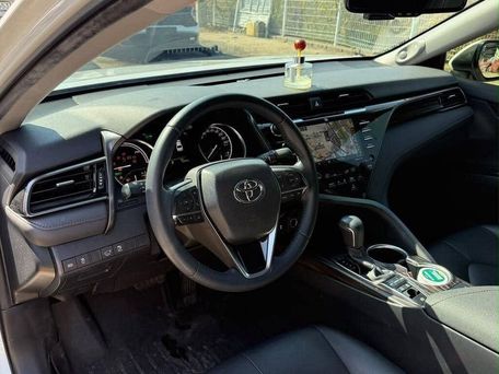 Toyota Camry, 2019 — фото 16