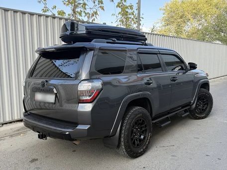 Toyota 4Runner, 2020 — фото 3
