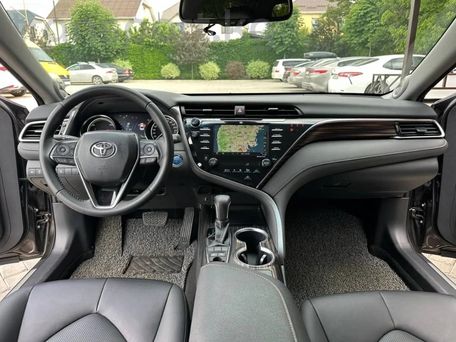 Toyota Camry, 2018 — фото 11