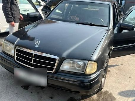 Mercedes-Benz C-Class, 1994 — photo 1