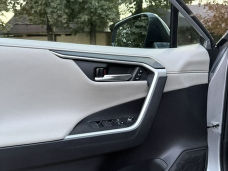 Toyota RAV4, 2021 — фото 18
