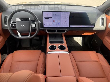 Li Auto (Lixiang) L6, 2024 — 照片 12