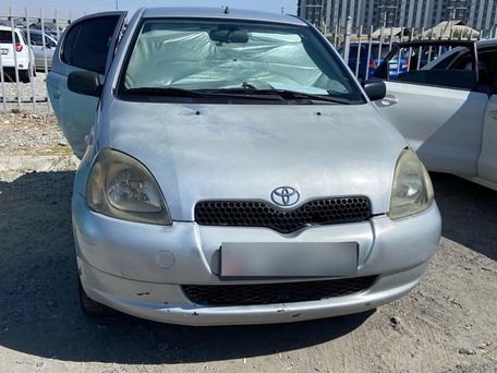 Toyota Yaris, 1999