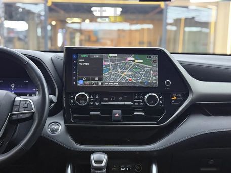 Toyota Highlander, 2023 — 照片 9