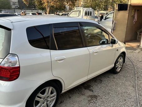 Honda Fit, 2004 — photo 3