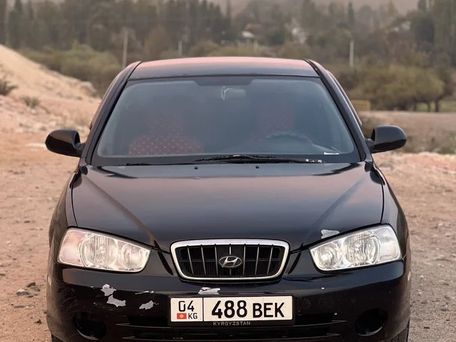Hyundai Elantra, 2001 — photo 1