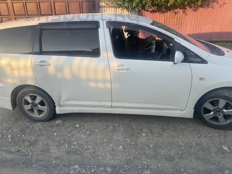 Toyota Wish, 2003 — сүрөт 3
