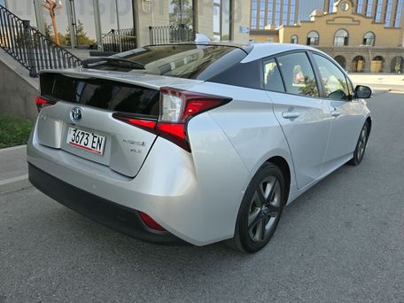 Toyota Prius, 2019 — 照片 8