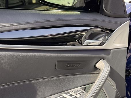 BMW 5 Series, 2019 — photo 15