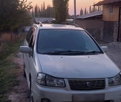Nissan Liberty, 2000 — сүрөт 1