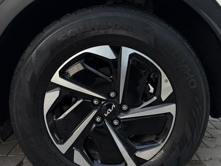 Kia Sportage, 2022 — 照片 11