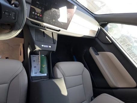 Volvo XC70, 2025 — photo 8