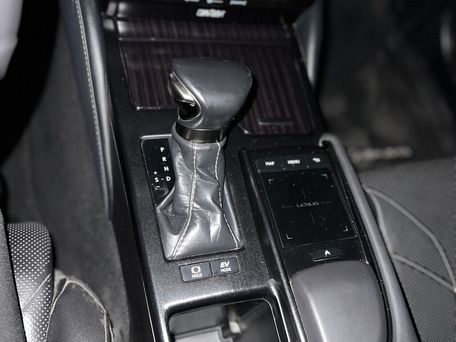 Lexus ES, 2019 — 照片 13