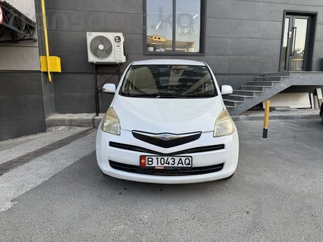 Toyota Ractis, 2006 — сүрөт 1