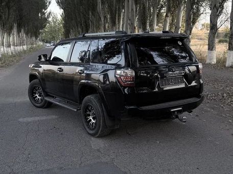 Toyota 4Runner, 2018 — фото 4