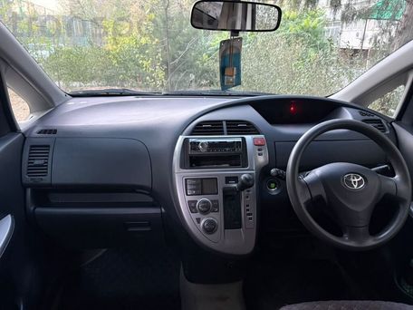 Toyota Ractis, 2005 — сүрөт 4