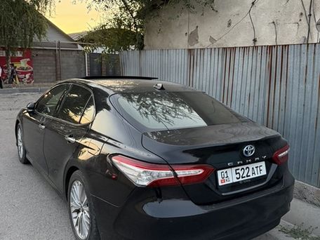 Toyota Camry, 2018 — фото 2