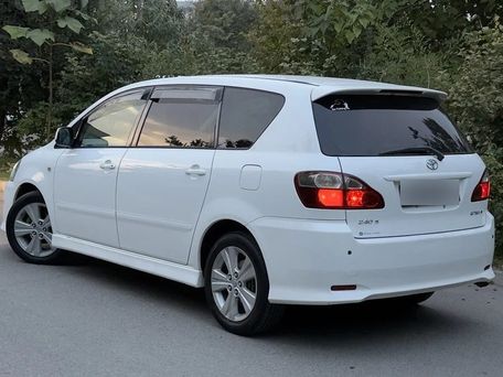 Toyota Ipsum, 2003 — фото 2