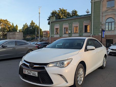 Toyota Camry, 2015 — 照片 1