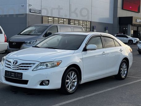 Toyota Camry, 2010 — photo 2