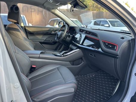Dongfeng AX7, 2022 — photo 7