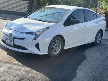 Toyota Prius, 2016 — фото 1
