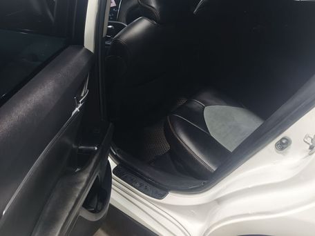 Toyota Camry, 2018 — 照片 4