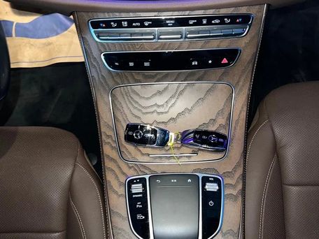Mercedes-Benz E-Класс, 2020 — photo 3