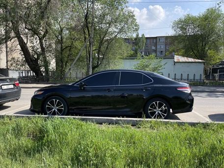 Toyota Camry, 2018 — photo 3