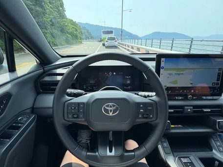 Toyota RAV4, 2026 — 照片 3