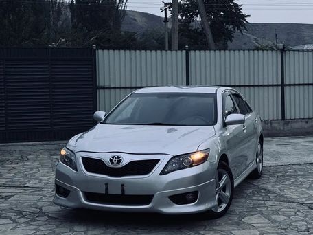 Toyota Camry, 2010 — фото 2