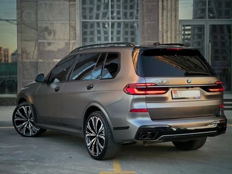 BMW X7, 2023 — photo 5