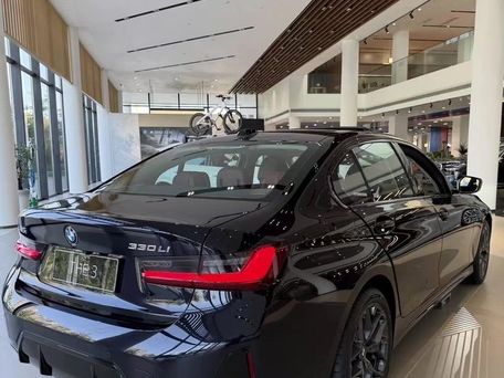 BMW 3 Series, 2025 — photo 2