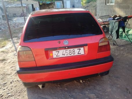 Volkswagen Golf, 1993