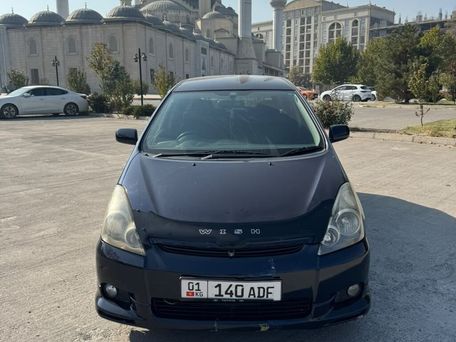 Toyota Wish, 2003 — photo 1