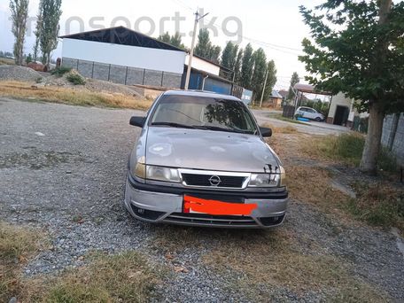 Opel Vectra, 1993