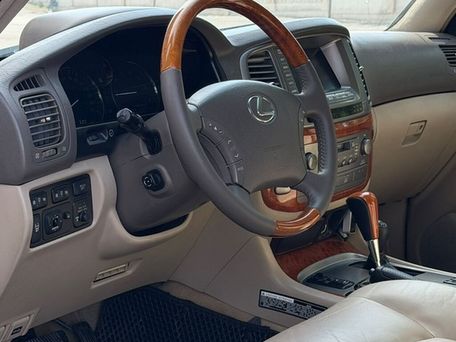 Lexus LX, 2006 — 照片 6