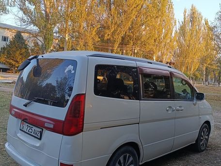 Nissan Serena, 2001 — сүрөт 3